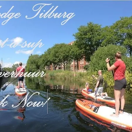 Met Zwembad In Groene Oase Bij Centrum Tilburg