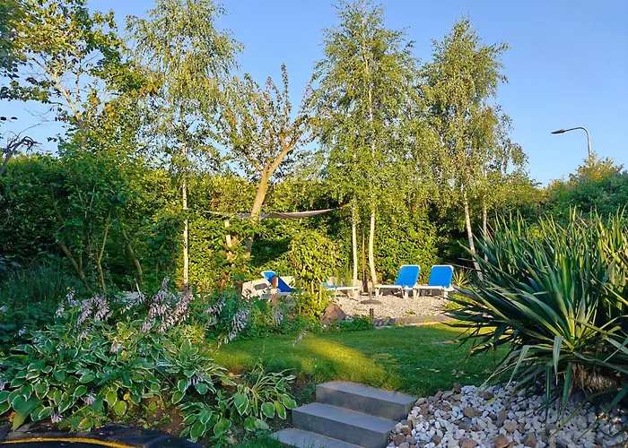 Δωμάτια σε οικογενειακή κατοικία Ecolodge, Jacuzzi Prive Sauna Warm Pool Outside Shower In Oasis Near Centre